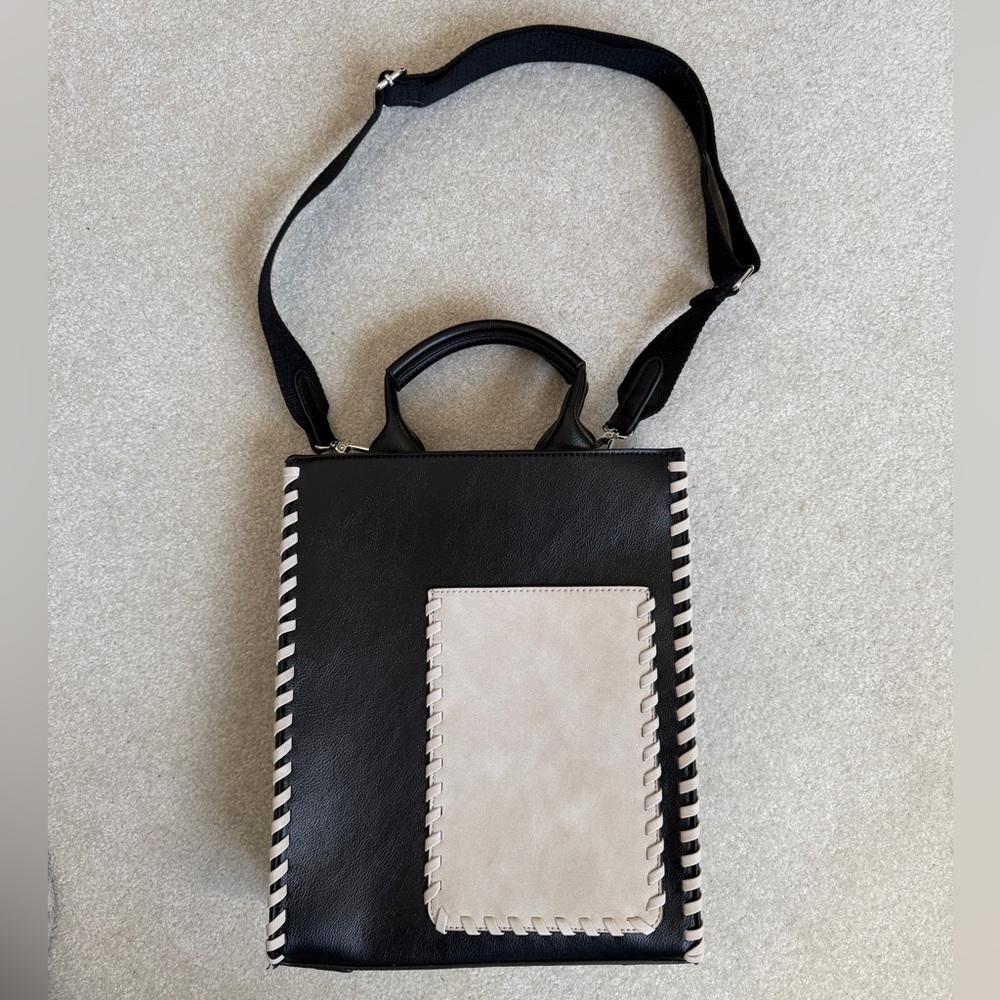 BCBG Black and Cream Tote Purse/Hand Bag & Crossbody option